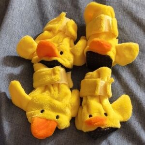 *4 for $28* Small Duck Pet Slippers *New In Box*